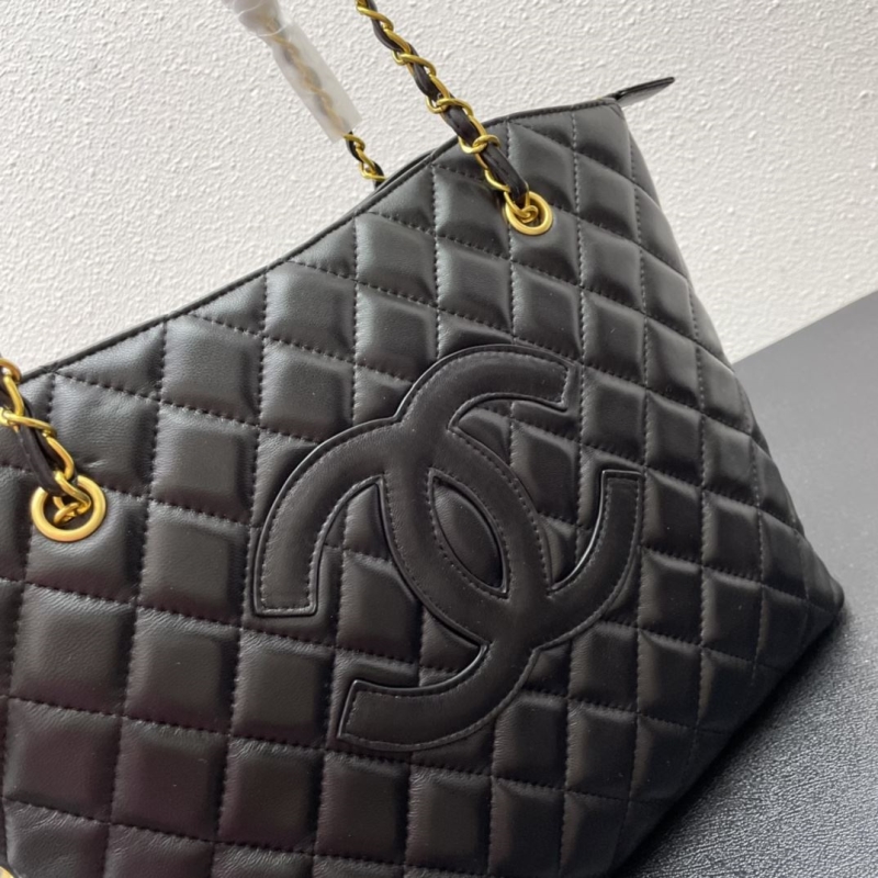 Ch**el shopping bags